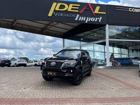TOYOTA HILUX SW4 2.7 VVT-i FLEX SR 4X2 AUTOMÁTICO